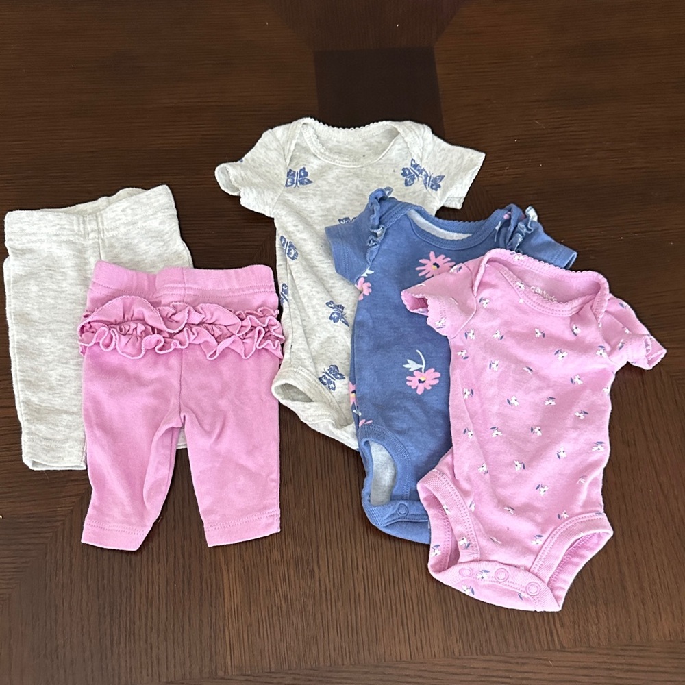 Carter's Bodysuits and Matching Leggings - Preemie